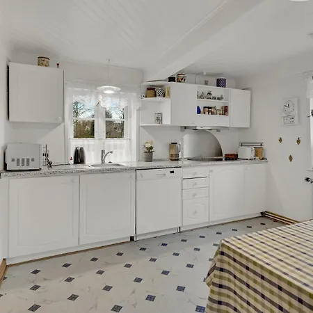 Holiday home Amazing In With Kitchen